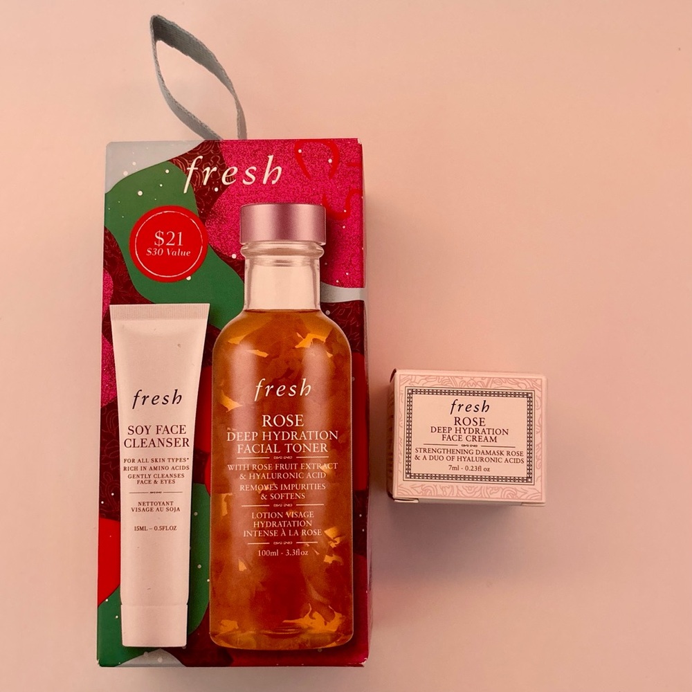 NWT Fresh Rose Hydration Toner and Cleanser Set w/ FREE Face Cream